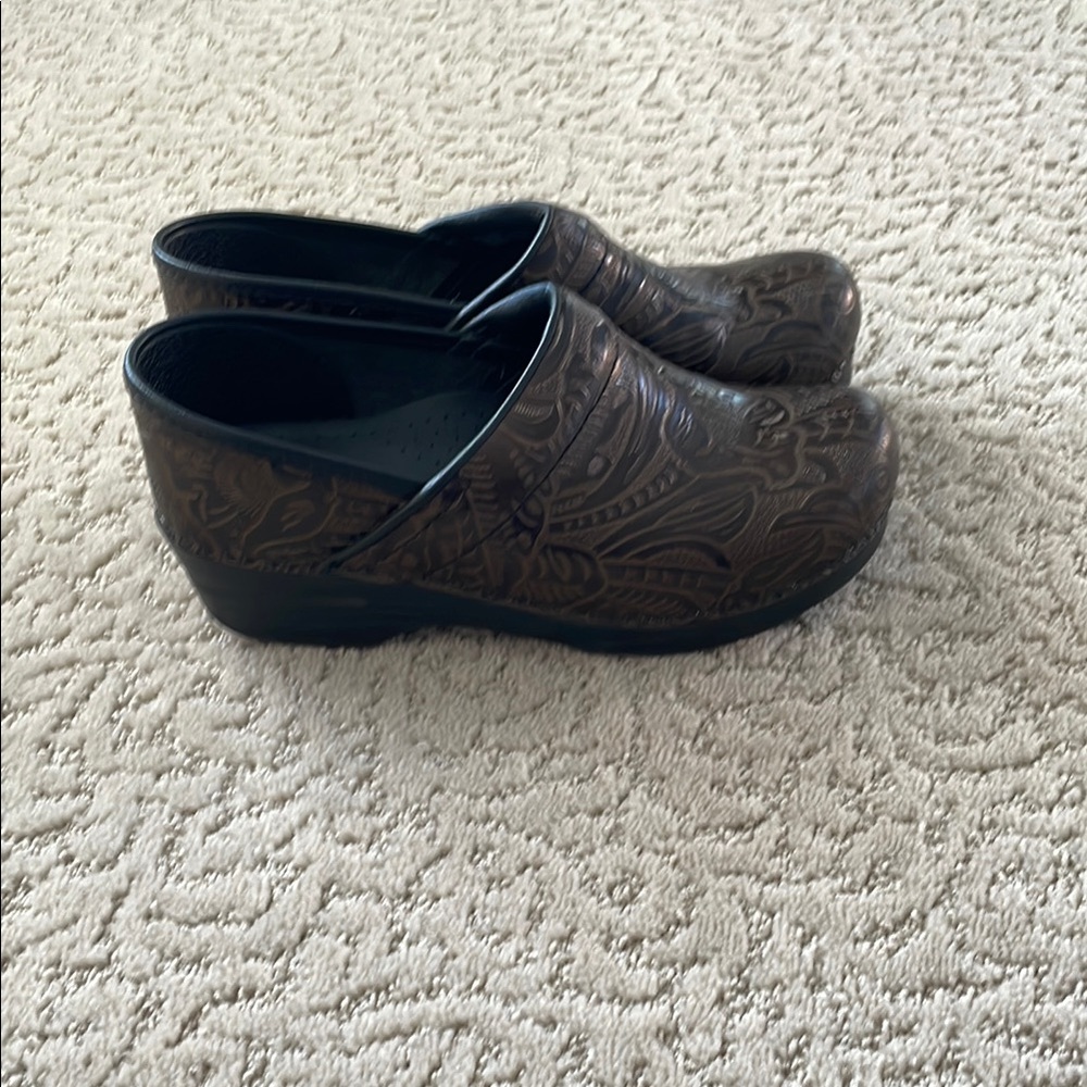 Dansko Professional Tooled Leather Clogs - Picture 5 of 6